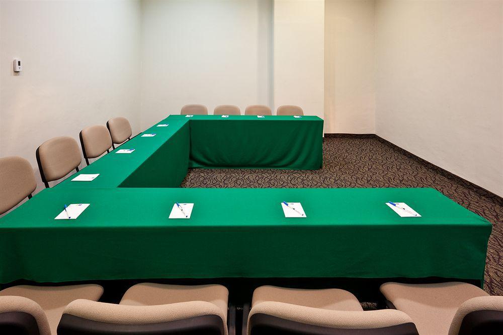 Holiday Inn Express Guadalajara Iteso By Ihg Zapopan Udogodnienia zdjęcie