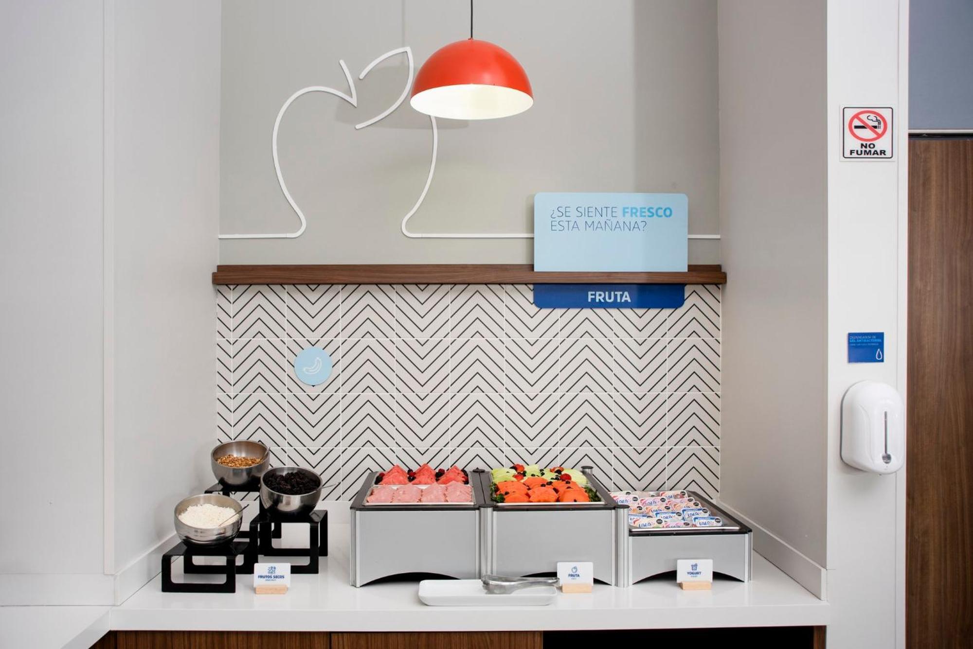 Holiday Inn Express Guadalajara Iteso By Ihg Zapopan Zewnętrze zdjęcie