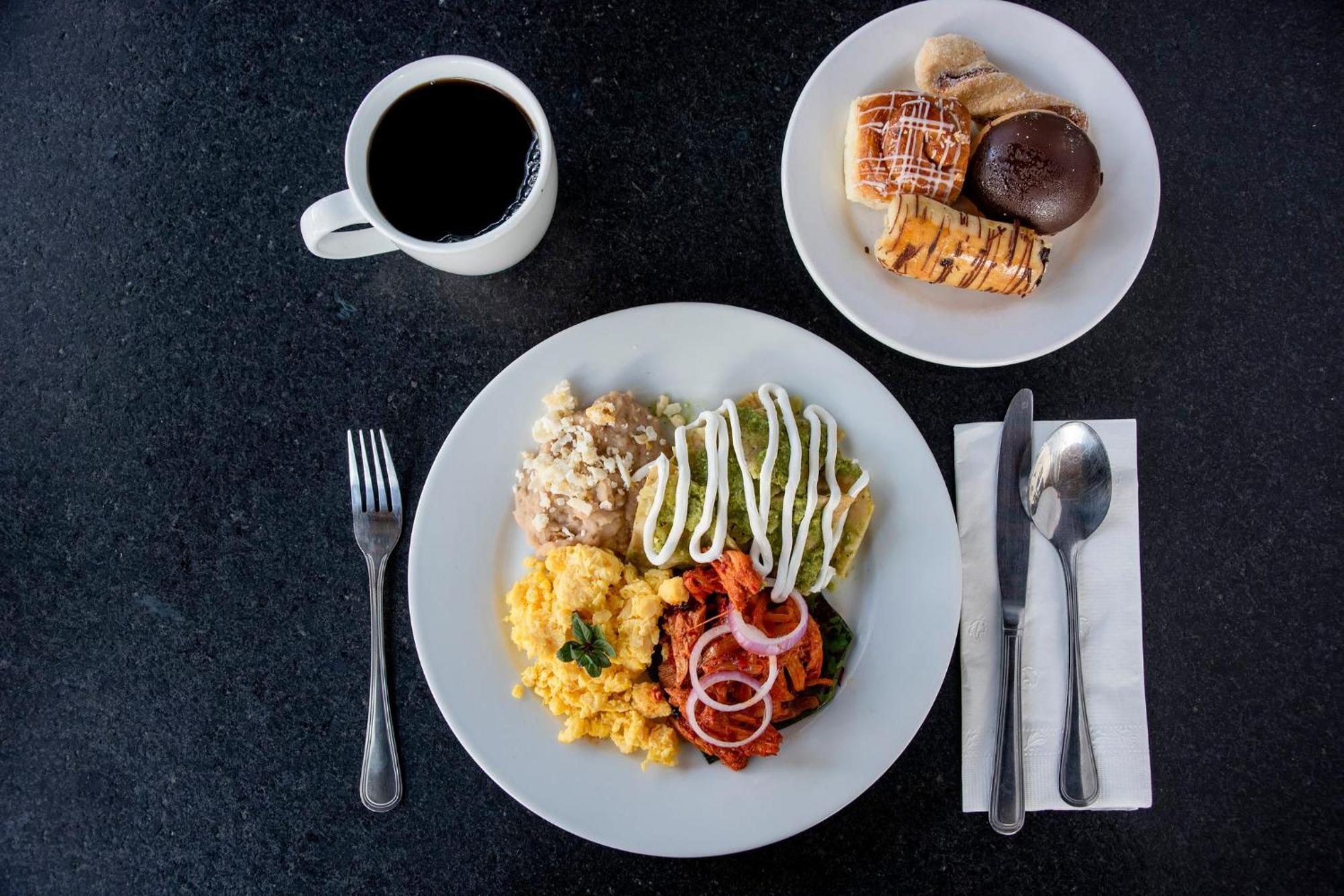 Holiday Inn Express Guadalajara Iteso By Ihg Zapopan Zewnętrze zdjęcie