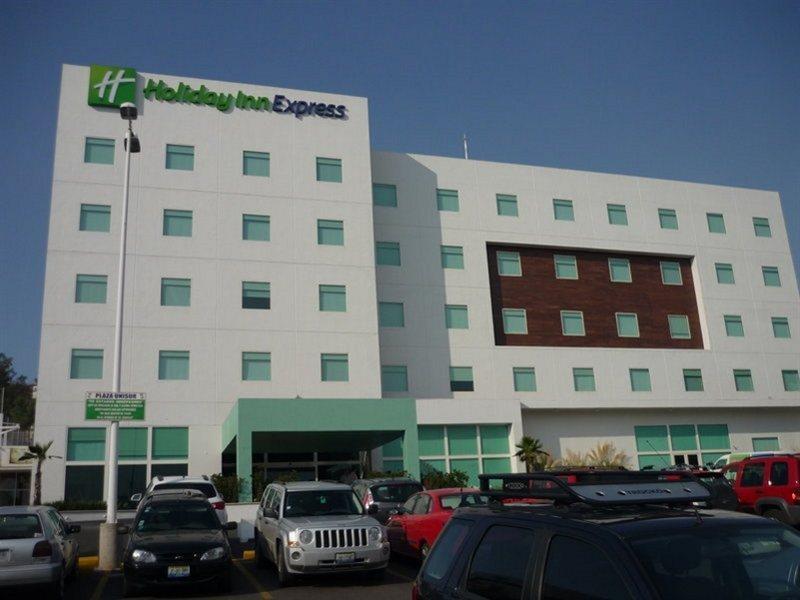 Holiday Inn Express Guadalajara Iteso By Ihg Zapopan Zewnętrze zdjęcie